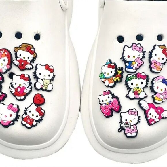 6/$20 Hello Kitty 😺 Bogg Bag Charm 👜 Croc Shoe Jewelry Jibbitz Pink Dress - Picture 4 of 4